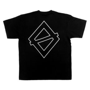 OBTAIN Classic O big logo T-Shirt. Color: black. 100% cotton. Handprinted in Germany.